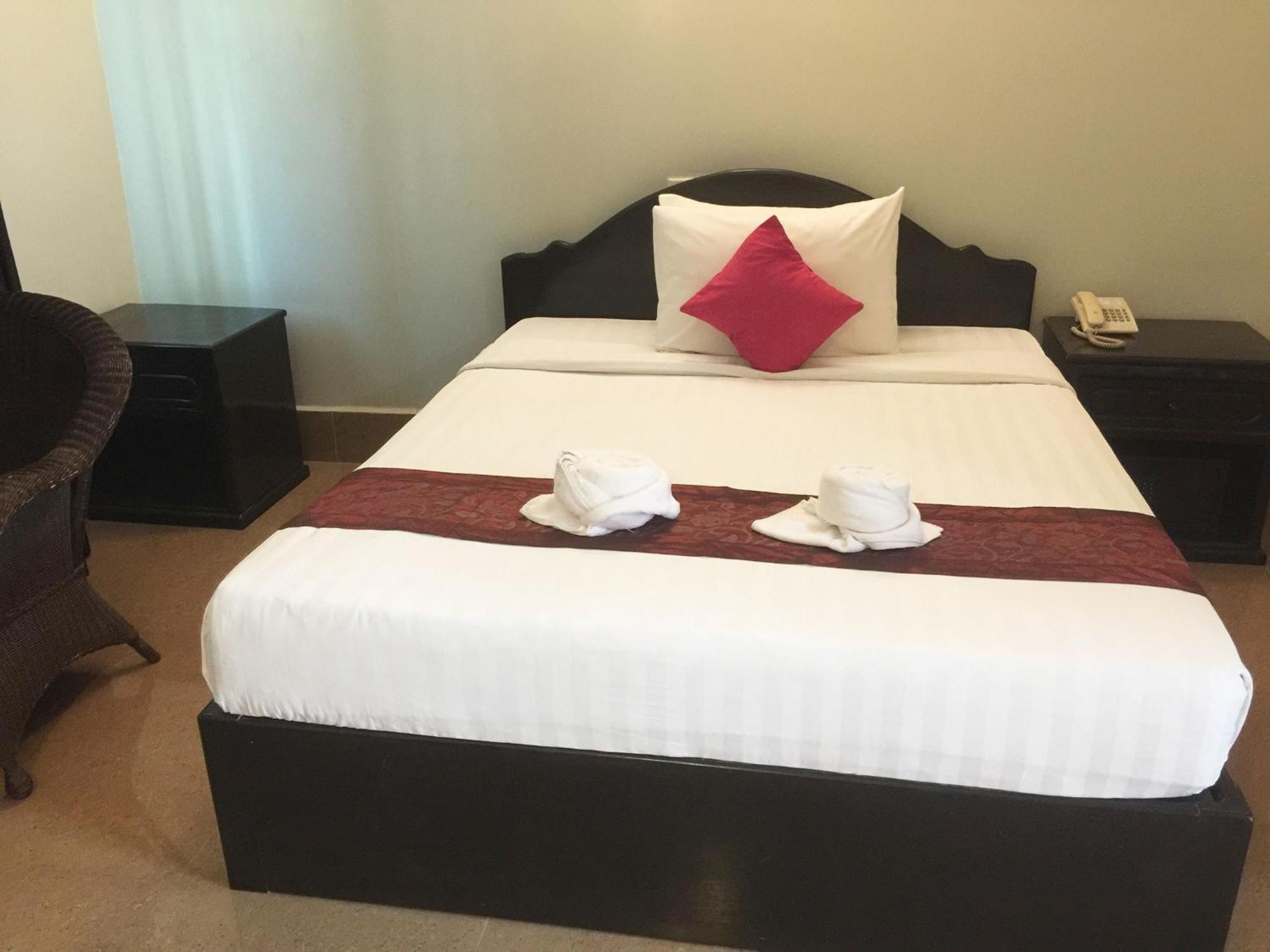Central Night Hotel Siem Reap Exterior foto